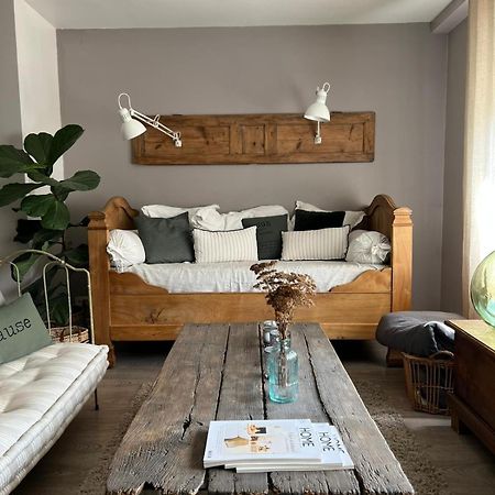 Les Chambres De Pauline Avec Spa Et Climatisation Albertville Εξωτερικό φωτογραφία